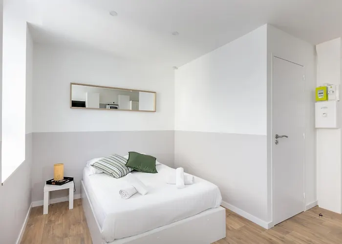 Fee Viviane * 布雷斯特