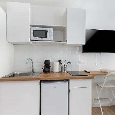 Fee Viviane Apartman *